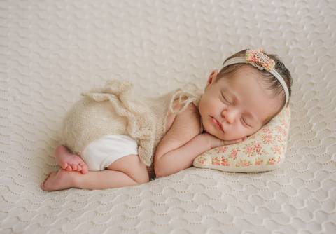 pose de ladinho bebê'