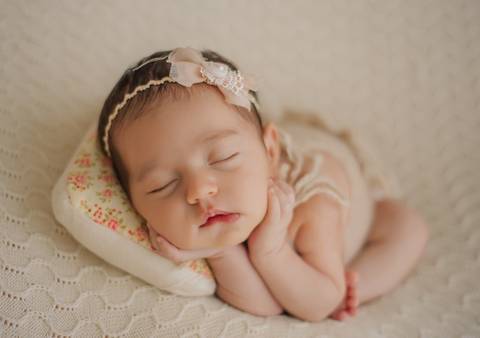 pose confy newborn'
