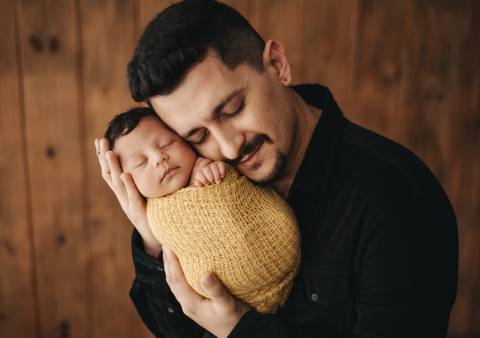 bebe com pai foto'