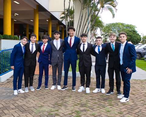 colação de nono ano do Marista'