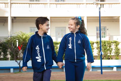 foto de publicidade de escola'