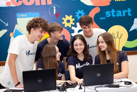 oto de publicidade de escola'