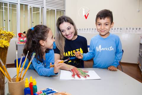 oto de publicidade de escola'