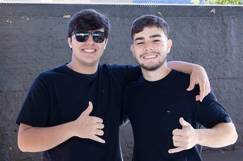 trote  do terceirão tema praia'