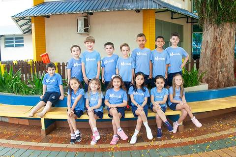 ensaio da educação infantil com amigos'