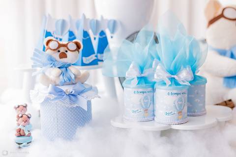 1 ano-rafael-o tempo voa-festa infantil-festa de balões-festa de menino-fotografa infantil-fotografia infantil-fotografia 1 ano-foto 1 ano-decoração de festa'