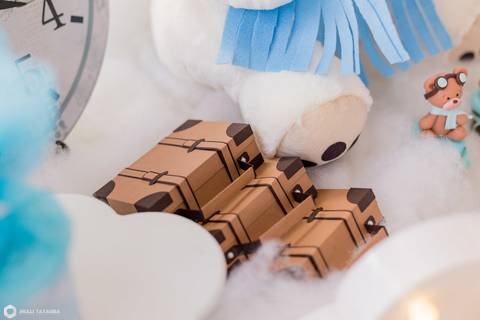 1 ano-rafael-o tempo voa-festa infantil-festa de balões-festa de menino-fotografa infantil-fotografia infantil-fotografia 1 ano-foto 1 ano-decoração de festa'