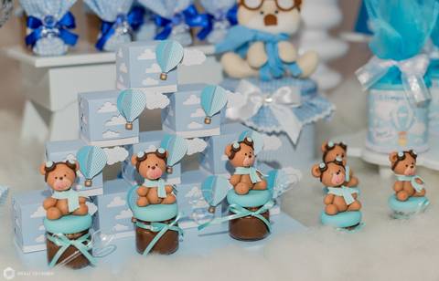 1 ano-rafael-o tempo voa-festa infantil-festa de balões-festa de menino-fotografa infantil-fotografia infantil-fotografia 1 ano-foto 1 ano-decoração de festa'