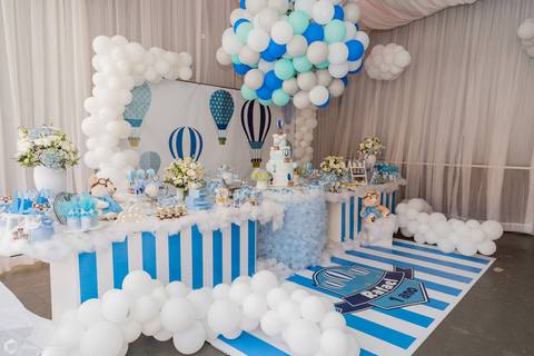 1 ano-rafael-o tempo voa-festa infantil-festa de balões-festa de menino-fotografa infantil-fotografia infantil-fotografia 1 ano-foto 1 ano-decoração de festa'