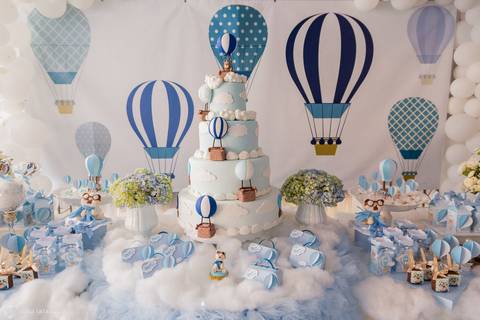 1 ano-rafael-o tempo voa-festa infantil-festa de balões-festa de menino-fotografa infantil-fotografia infantil-fotografia 1 ano-foto 1 ano-decoração de festa'