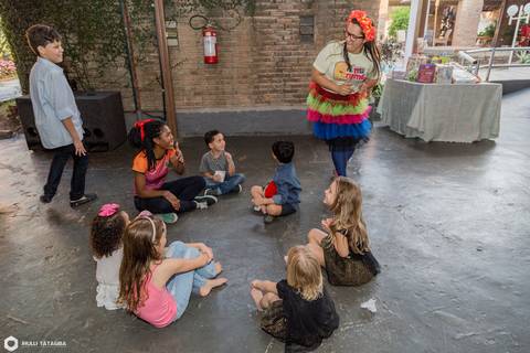 1 ano-rafael-o tempo voa-festa infantil-festa de balões-festa de menino-fotografa infantil-fotografia infantil-fotografia 1 ano-foto 1 ano-decoração de festa'