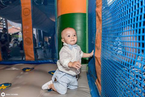 1 ano-rafael-o tempo voa-festa infantil-festa de balões-festa de menino-fotografa infantil-fotografia infantil-fotografia 1 ano-foto 1 ano-decoração de festa'
