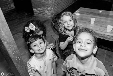 1 ano-rafael-o tempo voa-festa infantil-festa de balões-festa de menino-fotografa infantil-fotografia infantil-fotografia 1 ano-foto 1 ano-decoração de festa'