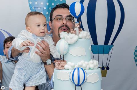1 ano-rafael-o tempo voa-festa infantil-festa de balões-festa de menino-fotografa infantil-fotografia infantil-fotografia 1 ano-foto 1 ano-decoração de festa'