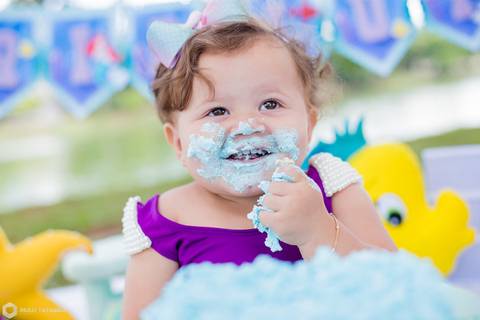 smash the cake-smash the cake bh-smash the cake pequena sereia-smash the cake menina-smash the cake malu-smash the cake ariel-cake smash bh-malu-baby malu-mae-da malu-fotografia infantil bh-jhulli tatagiba fotografia'