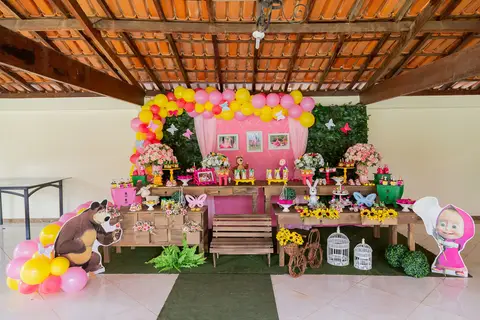 Masha e o Urso-festa Masha e o Urso -festa infantil bh-festa de menina-3 anos- laura-laura faz 3-mae da laura-festa de crianca- decoracao festa infantil -decoracao festa infantil bh - decoracao Masha e o Urso -jhulli tatagibafotografia'