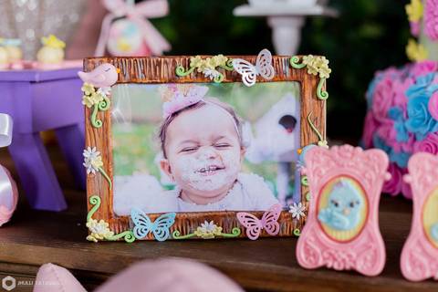 1 anojulia-jardimencatando-jardimdospassaros-jardimdasborboletas-festajardimencantado- 1aninho-festademenina-decoracaojardimencantado-decoracaoembh-fotografiainfantilbh-fotografainfantil-fotografainfantilbh-fotografodefesta-jhullitatagibafotografia'