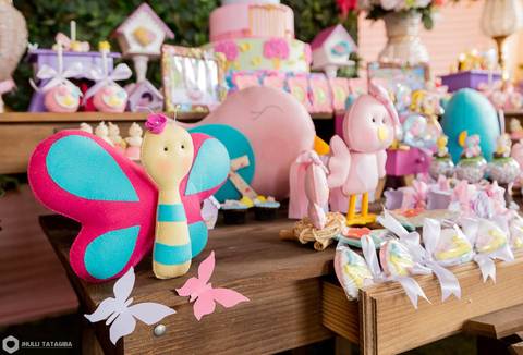 1 anojulia-jardimencatando-jardimdospassaros-jardimdasborboletas-festajardimencantado- 1aninho-festademenina-decoracaojardimencantado-decoracaoembh-fotografiainfantilbh-fotografainfantil-fotografainfantilbh-fotografodefesta-jhullitatagibafotografia'