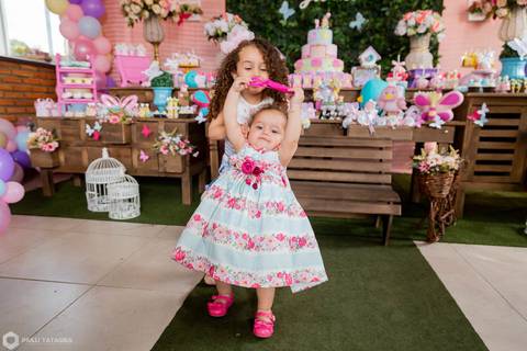 1 anojulia-jardimencatando-jardimdospassaros-jardimdasborboletas-festajardimencantado- 1aninho-festademenina-decoracaojardimencantado-decoracaoembh-fotografiainfantilbh-fotografainfantil-fotografainfantilbh-fotografodefesta-jhullitatagibafotografia'