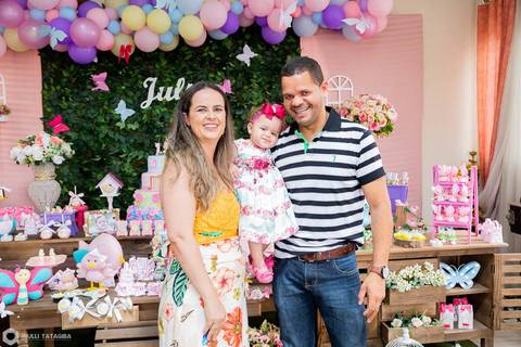1 anojulia-jardimencatando-jardimdospassaros-jardimdasborboletas-festajardimencantado- 1aninho-festademenina-decoracaojardimencantado-decoracaoembh-fotografiainfantilbh-fotografainfantil-fotografainfantilbh-fotografodefesta-jhullitatagibafotografia'