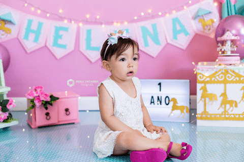 smashthecake-smashthecakebh-smashthecakecarrossel-smashthecakecarrosselencantado-smashthecakedemenina-ensaioinfantilcombolo-ensaiocombolo-babyhelena-helena-maedahelena-cakesmash-mesversario-amordemae-fotografadebebes-jhullitatagibafotografia'
