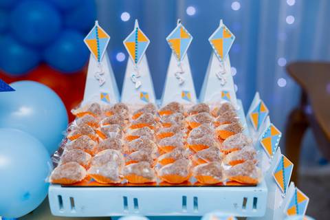 2anos-2anosLuís-luís-festapipa-festapapagaio-partydecorpipa-partydecorpapagaio-pipa-brincadeiradecriança-festainfantil-festainfantilpipa-festademenino-buffetregianezocratto-jhullitatagibafotografia'