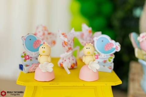 festajardim-festainfantilbh-partydecorbh-partydecorjardim-jardimencantado-decoracaojardim-decoracaojardimencantando-1anodemenina-1anomariaclara-mariaclara-babymariaclara-jardimdospassaros-jardimdasborboletas-jhullitatagibafotografia'