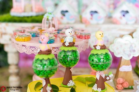 festajardim-festainfantilbh-partydecorbh-partydecorjardim-jardimencantado-decoracaojardim-decoracaojardimencantando-1anodemenina-1anomariaclara-mariaclara-babymariaclara-jardimdospassaros-jardimdasborboletas-jhullitatagibafotografia'