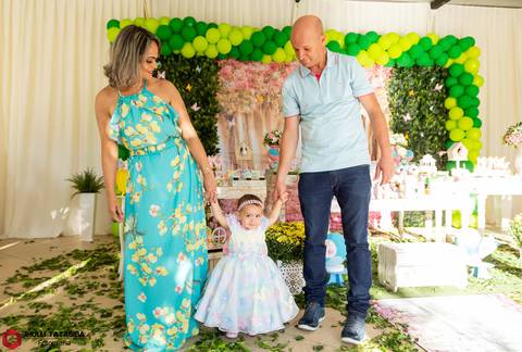 festajardim-festainfantilbh-partydecorbh-partydecorjardim-jardimencantado-decoracaojardim-decoracaojardimencantando-1anodemenina-1anomariaclara-mariaclara-babymariaclara-jardimdospassaros-jardimdasborboletas-jhullitatagibafotografia'