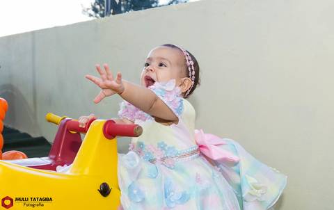 festajardim-festainfantilbh-partydecorbh-partydecorjardim-jardimencantado-decoracaojardim-decoracaojardimencantando-1anodemenina-1anomariaclara-mariaclara-babymariaclara-jardimdospassaros-jardimdasborboletas-jhullitatagibafotografia'