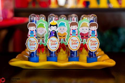 festainfantil-festabrancadeneve-brancadeneve-partydecorbrancadeneve-mariajulia-1ano-fotografiainfantilbh-fotografainfantilbh-jhullitatagibafotografia'