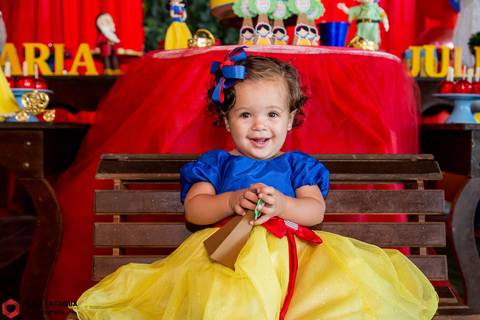 festainfantil-festabrancadeneve-brancadeneve-partydecorbrancadeneve-mariajulia-1ano-fotografiainfantilbh-fotografainfantilbh-jhullitatagibafotografia'