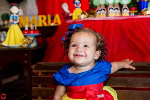 festainfantil-festabrancadeneve-brancadeneve-partydecorbrancadeneve-mariajulia-1ano-fotografiainfantilbh-fotografainfantilbh-jhullitatagibafotografia'