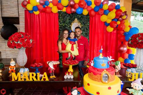 festainfantil-festabrancadeneve-brancadeneve-partydecorbrancadeneve-mariajulia-1ano-fotografiainfantilbh-fotografainfantilbh-jhullitatagibafotografia'