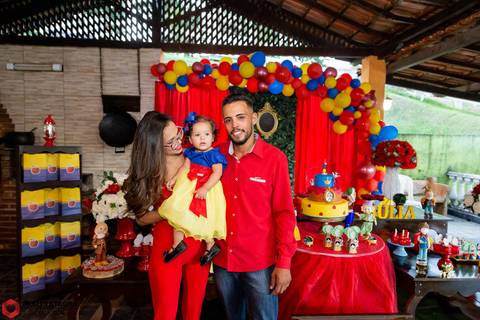 festainfantil-festabrancadeneve-brancadeneve-partydecorbrancadeneve-mariajulia-1ano-fotografiainfantilbh-fotografainfantilbh-jhullitatagibafotografia'