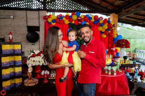 festainfantil-festabrancadeneve-brancadeneve-partydecorbrancadeneve-mariajulia-1ano-fotografiainfantilbh-fotografainfantilbh-jhullitatagibafotografia'