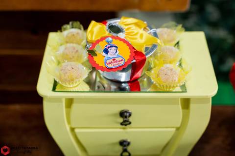 brancadeneve-valentinadeneve-valentina-babyvalentina-valentina1ano-buffetregianezocratto-regianezocratto-jhullitatagibafotografia'