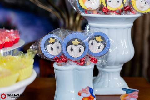 brancadeneve-valentinadeneve-valentina-babyvalentina-valentina1ano-buffetregianezocratto-regianezocratto-jhullitatagibafotografia'