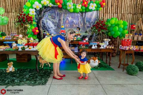 brancadeneve-valentinadeneve-valentina-babyvalentina-valentina1ano-buffetregianezocratto-regianezocratto-jhullitatagibafotografia'