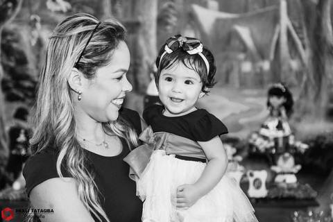 brancadeneve-valentinadeneve-valentina-babyvalentina-valentina1ano-buffetregianezocratto-regianezocratto-jhullitatagibafotografia'