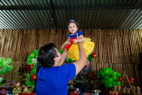 brancadeneve-valentinadeneve-valentina-babyvalentina-valentina1ano-buffetregianezocratto-regianezocratto-jhullitatagibafotografia'