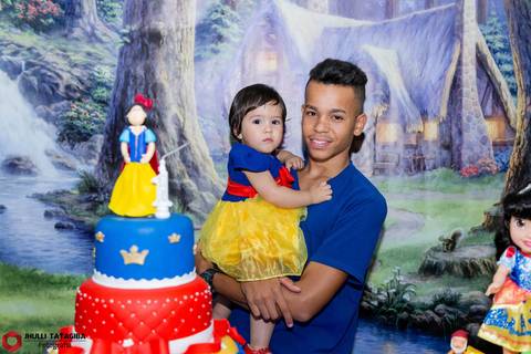 brancadeneve-valentinadeneve-valentina-babyvalentina-valentina1ano-buffetregianezocratto-regianezocratto-jhullitatagibafotografia'