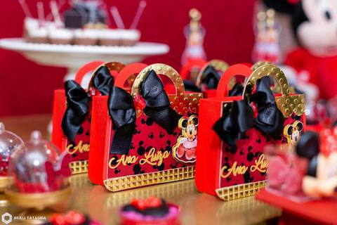festainfantil-minnie-minnievermelha-minnieluxo-festaminnie-festaminnieluxo-festaminnievermelha-festaluxo-festademeninaluxo-festademenina-3aninhos-partydecorbh-analuiza-babyaninha-fotografadefestainfantil-fotografiadefestainfantil-jhullitatagibafotografia-'