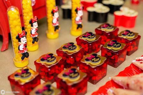 festainfantil-minnie-minnievermelha-minnieluxo-festaminnie-festaminnieluxo-festaminnievermelha-festaluxo-festademeninaluxo-festademenina-3aninhos-partydecorbh-analuiza-babyaninha-fotografadefestainfantil-fotografiadefestainfantil-jhullitatagibafotografia-'