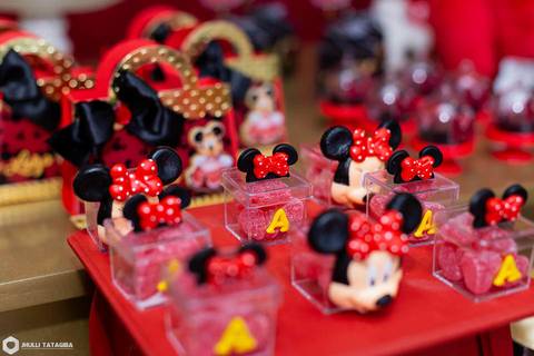 festainfantil-minnie-minnievermelha-minnieluxo-festaminnie-festaminnieluxo-festaminnievermelha-festaluxo-festademeninaluxo-festademenina-3aninhos-partydecorbh-analuiza-babyaninha-fotografadefestainfantil-fotografiadefestainfantil-jhullitatagibafotografia-'