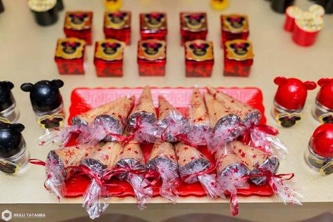 festainfantil-minnie-minnievermelha-minnieluxo-festaminnie-festaminnieluxo-festaminnievermelha-festaluxo-festademeninaluxo-festademenina-3aninhos-partydecorbh-analuiza-babyaninha-fotografadefestainfantil-fotografiadefestainfantil-jhullitatagibafotografia-'