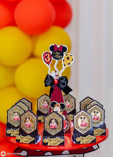 festainfantil-minnie-minnievermelha-minnieluxo-festaminnie-festaminnieluxo-festaminnievermelha-festaluxo-festademeninaluxo-festademenina-3aninhos-partydecorbh-analuiza-babyaninha-fotografadefestainfantil-fotografiadefestainfantil-jhullitatagibafotografia-'