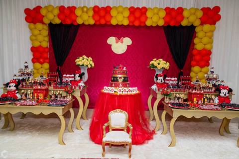 festainfantil-minnie-minnievermelha-minnieluxo-festaminnie-festaminnieluxo-festaminnievermelha-festaluxo-festademeninaluxo-festademenina-3aninhos-partydecorbh-analuiza-babyaninha-fotografadefestainfantil-fotografiadefestainfantil-jhullitatagibafotografia-'