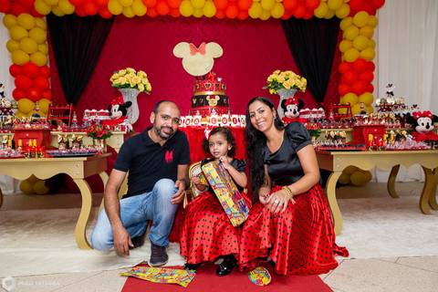 festainfantil-minnie-minnievermelha-minnieluxo-festaminnie-festaminnieluxo-festaminnievermelha-festaluxo-festademeninaluxo-festademenina-3aninhos-partydecorbh-analuiza-babyaninha-fotografadefestainfantil-fotografiadefestainfantil-jhullitatagibafotografia-'
