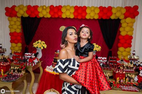 festainfantil-minnie-minnievermelha-minnieluxo-festaminnie-festaminnieluxo-festaminnievermelha-festaluxo-festademeninaluxo-festademenina-3aninhos-partydecorbh-analuiza-babyaninha-fotografadefestainfantil-fotografiadefestainfantil-jhullitatagibafotografia-'